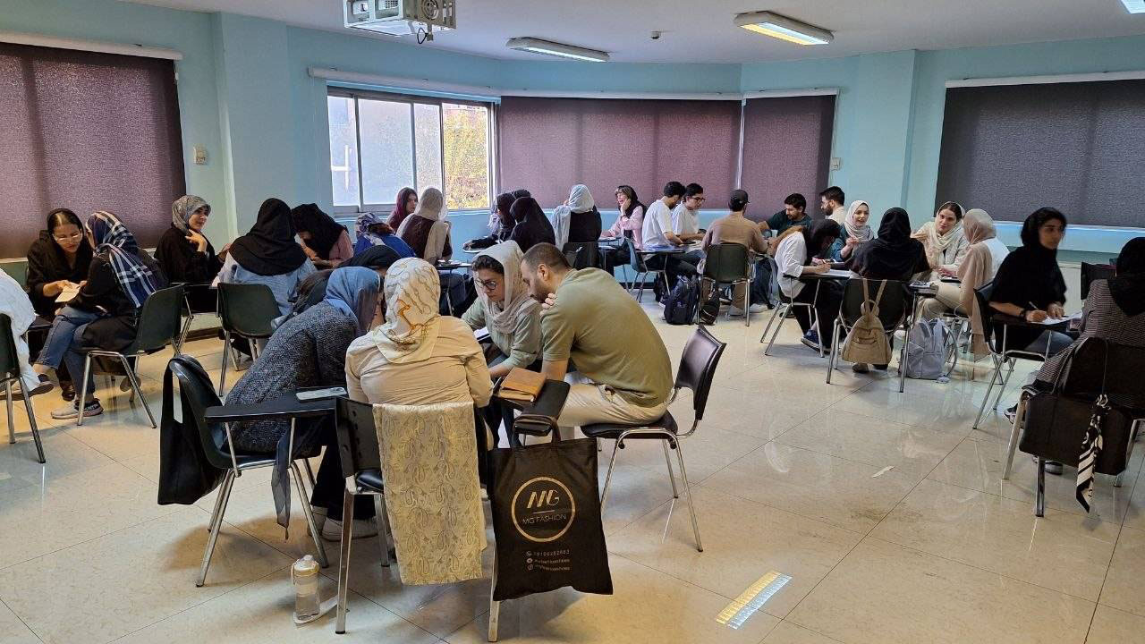 پنجمین جلسه از هفتمین دوره جامع طراحی و ساخت طلا و جواهرات