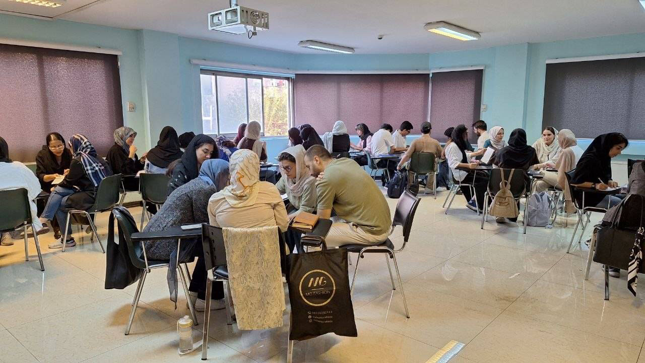 پنجمین جلسه از هفتمین دوره جامع طراحی و ساخت طلا و جواهرات