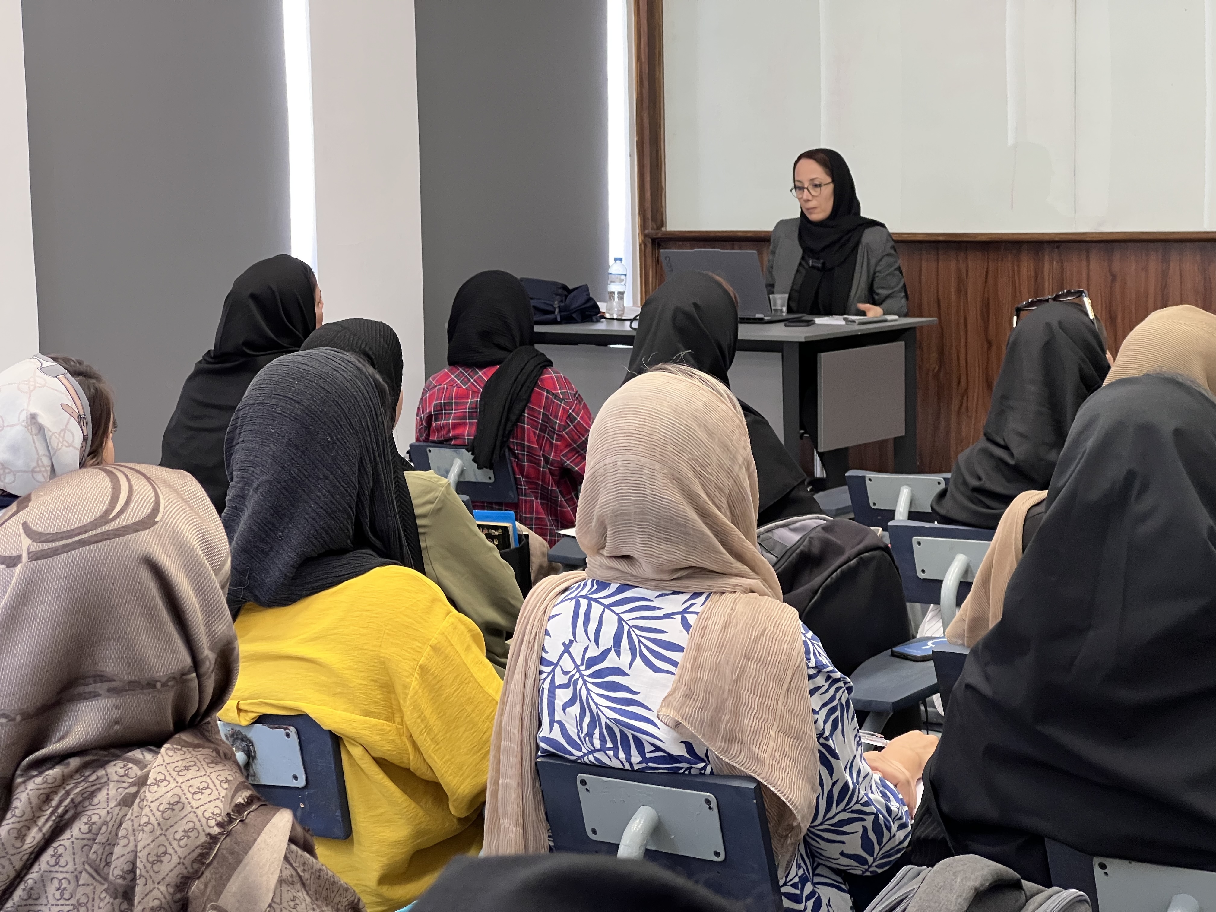 دومین روز از هفتمین دوره جامع طراحی طلا و جواهرات 